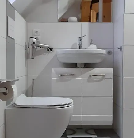 Altes Siedlerhaus Nesebanz Appartement