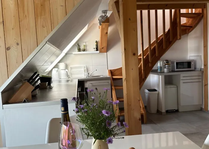 Altes Siedlerhaus Nesebanz 아파트 *